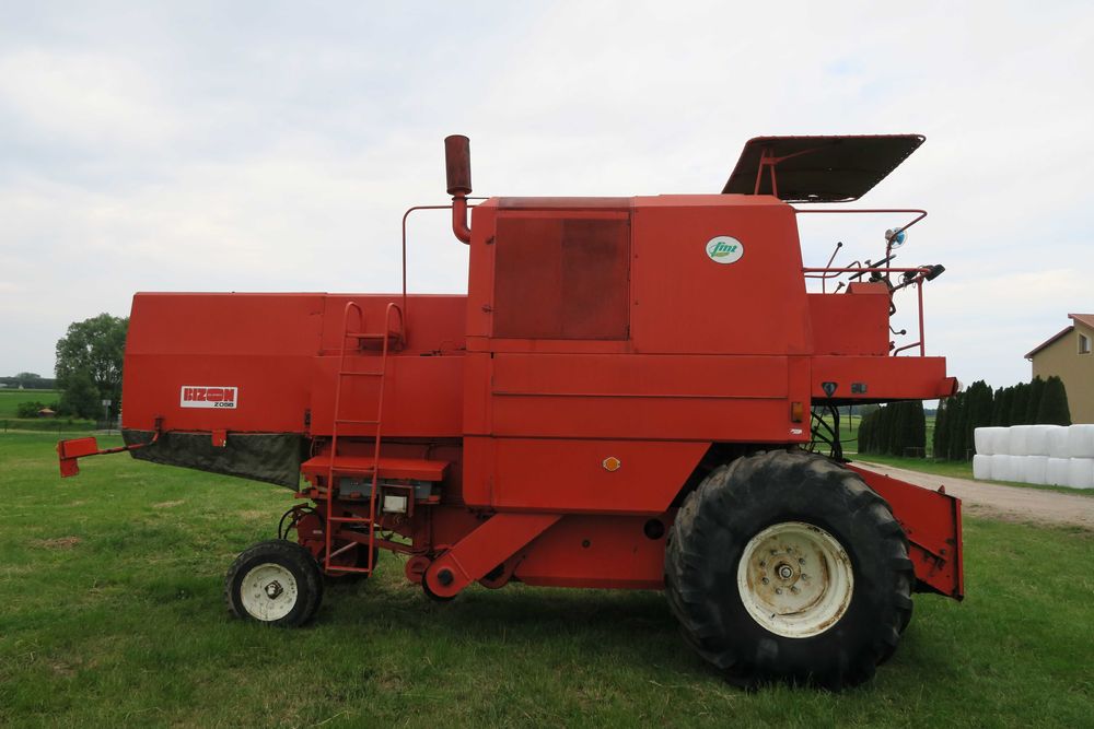 Kombajn BIZON z-056, jak Rekord