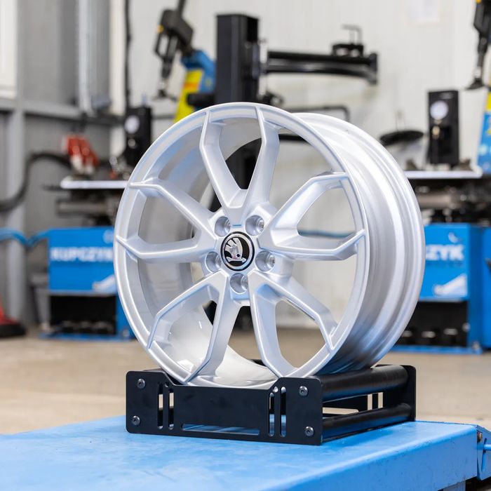 NOWE ORYGINALNE Felgi 17" - Skoda Fabia Kamiq Rapid Scala