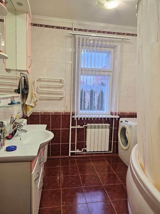 Продаж будинку Садгора