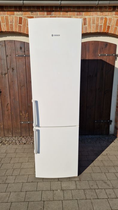 Lodowka BOSCH NoFrost z gwarancij mozliwe transport