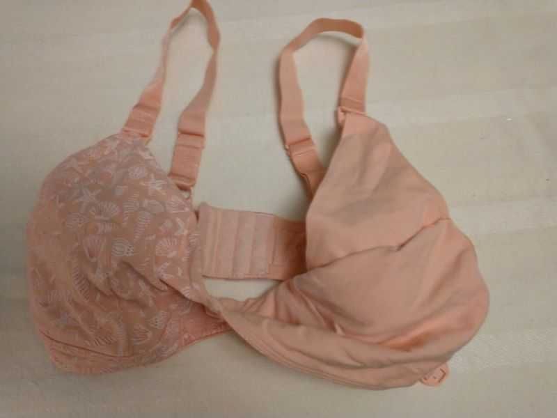 biustonosz dla karmiącej mamy