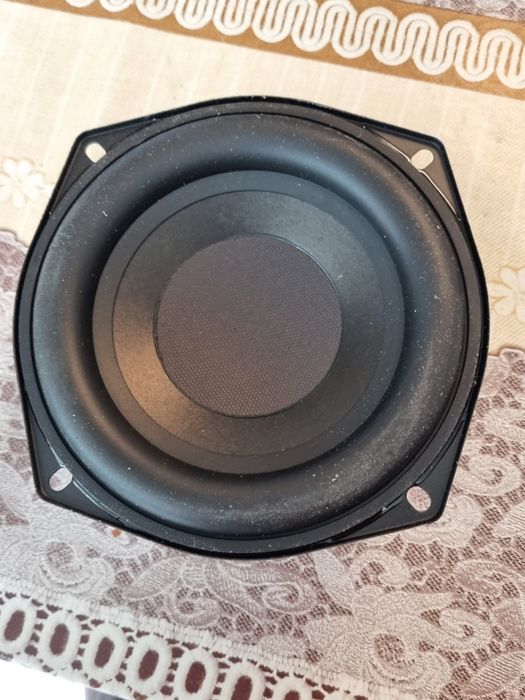 Głośnik niskotonowy 4ohm 40W