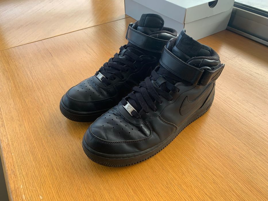Nike Air Force 1 Mid '07 Preto