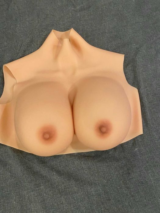 Силиконовая грудь, Чашка Е, 6 размер