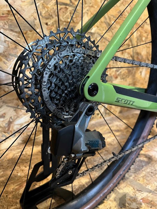 Vendo SCOTT Addict 30 – Como Novo – SRAM Rival E