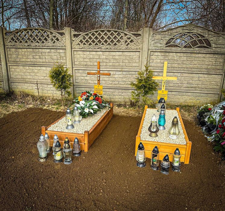 Pomnik tymczasowy / obudowa grobu / skrzynia nagrobna