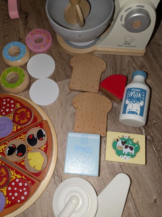 Іграшки для дитячої кухні