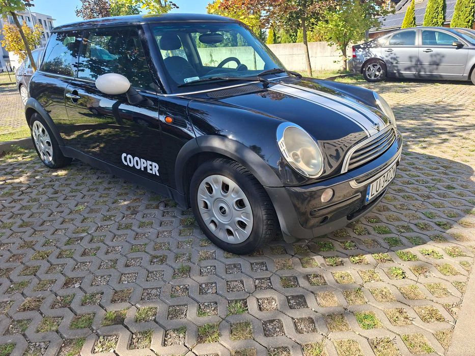 Mini Cooper 1,6 benzyna 2002