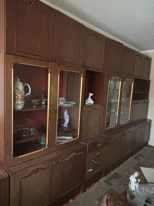 Продам дуже недорого меблі з двокімнатноі квартири/самовивіз/