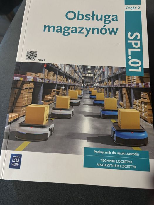 Obsluga magazynu-ksiazka do technikum