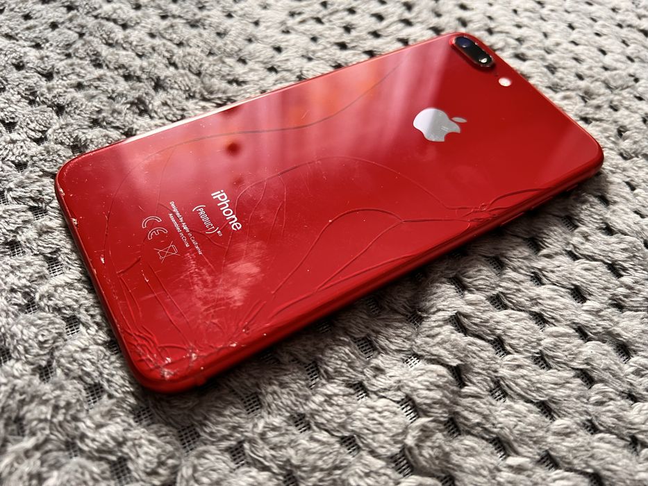 iPhone 8 Plus  wersja Red