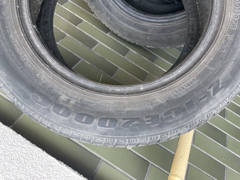 Opony do busa 2 sztuki