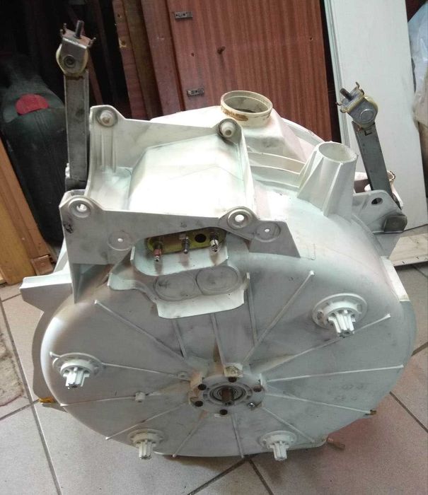 Бак в сборе с барабаном стиральная Indesit Ariston 148019094.03