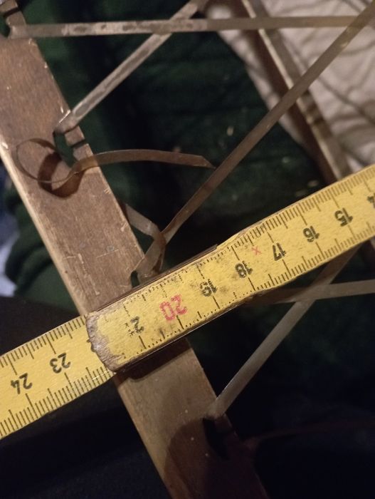 Wieszak PRL do odświeżenia