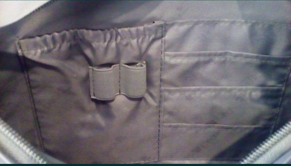 Mala acolchoada para escritório e transporte de portáteis