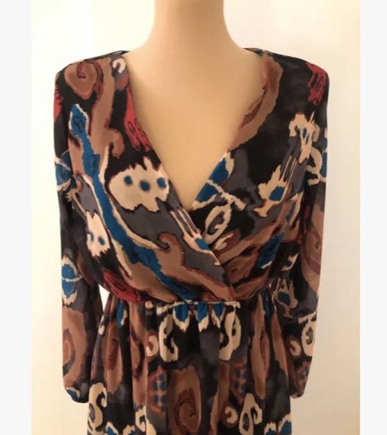 Sukienka maxi z długim rękawem