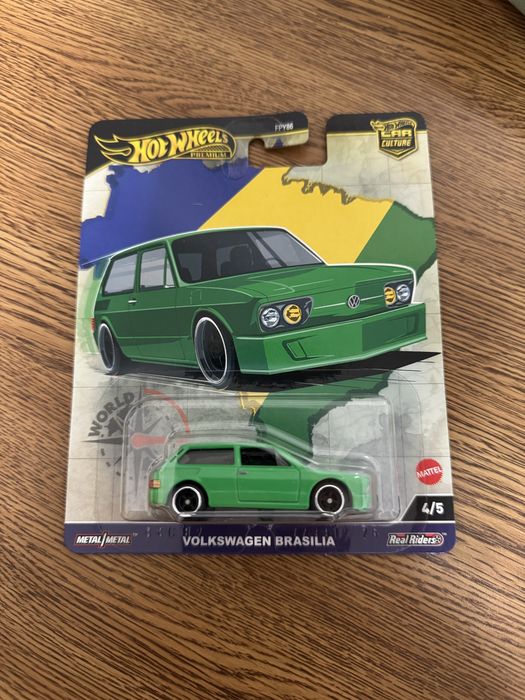 Volkswagen Brasilia (Hot Wheels | Real Riders)