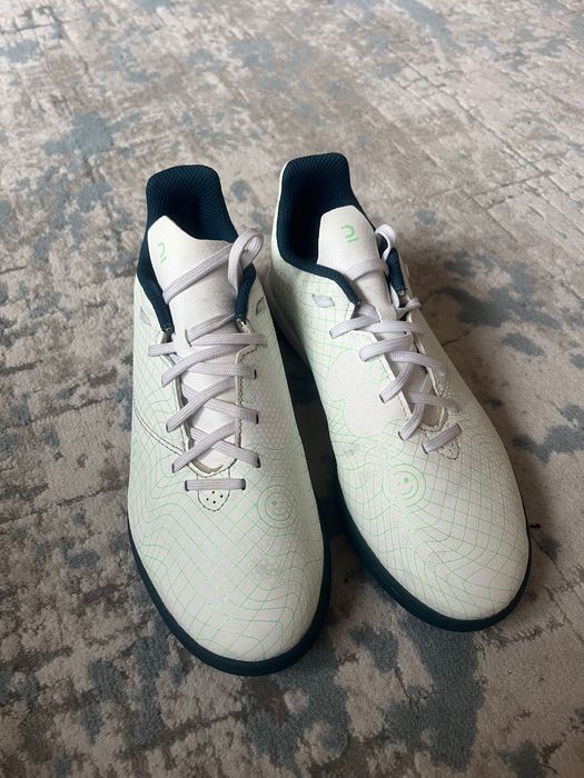 Buty do piłki nożnej rozmiar 37