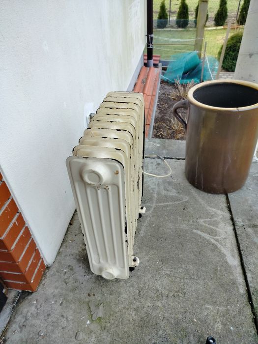 Grzejnik elektryczny olejowy