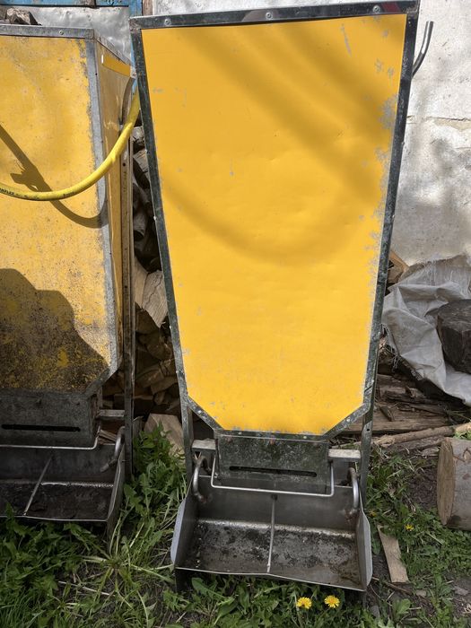 Продам кормові автомати!