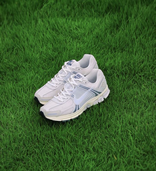 Оригінальні Кросівки Nike Air Zoom Vomero 5 Platinum Tint зум вомеро