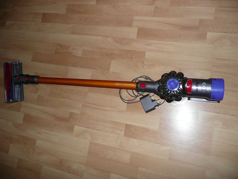 Dyson V8 Absolute komplet