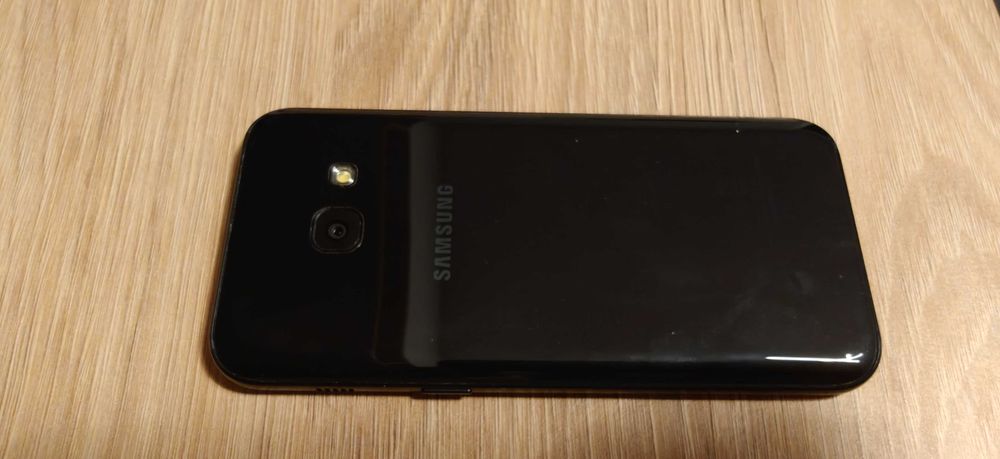 Samsung Galaxy A3 2017 - Wawa