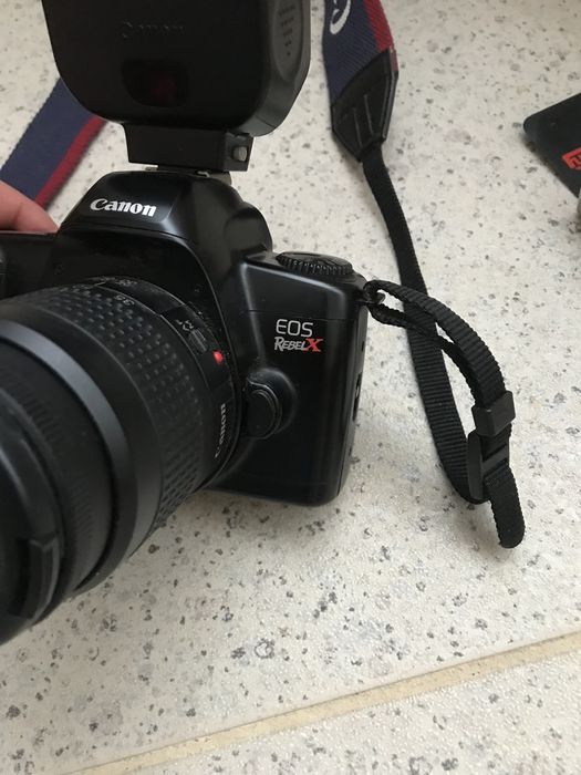 Máquina Fotográfica Canon EOS Series X