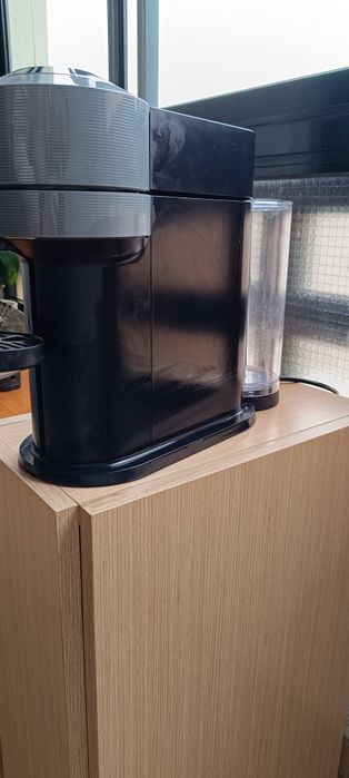 Máquina de café Nespresso Vertuo