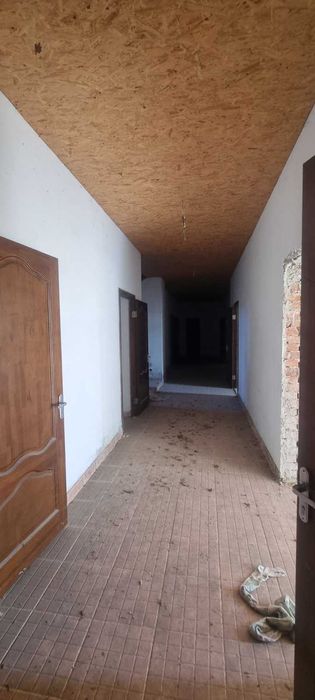 Продається турстичний комплекс .