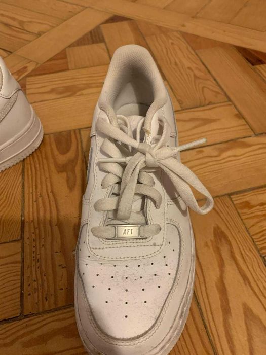 Ténis Nike Air Force (Originais) – Tam. 38.5 – Como Novos!