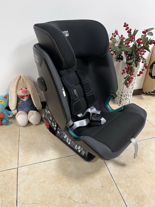 Автокрісло Britax Romer Advansafix i-Size Група 1/2/3 (9-36кг)