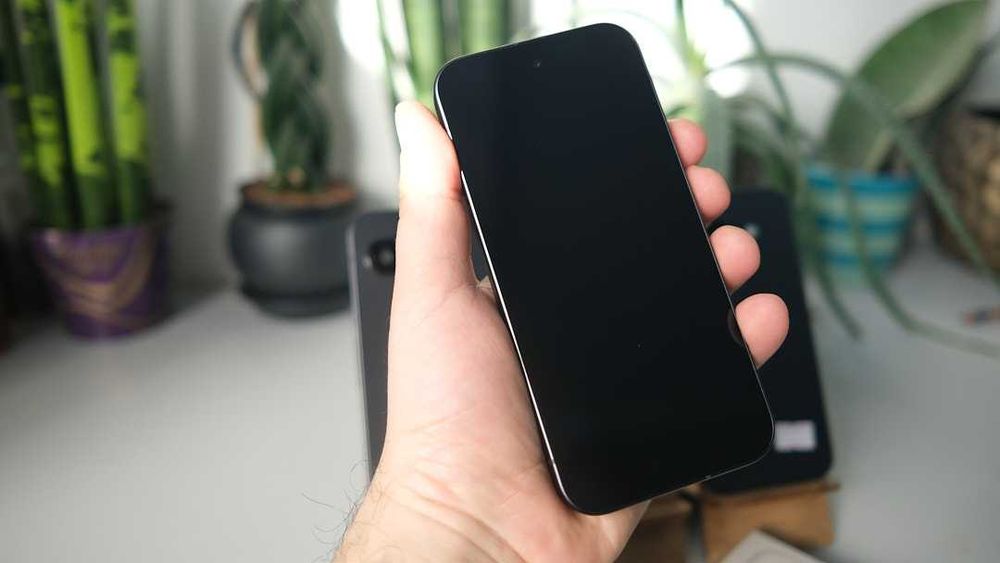 Google Pixel 9a 8/128GB Obsidian Нові Open Box Neverlock 1 цикл