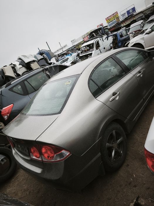 Разборка,шрот,запчастини хонда цивик 4d honda civic