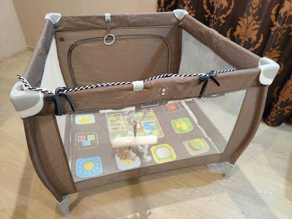 Манеж розкладний