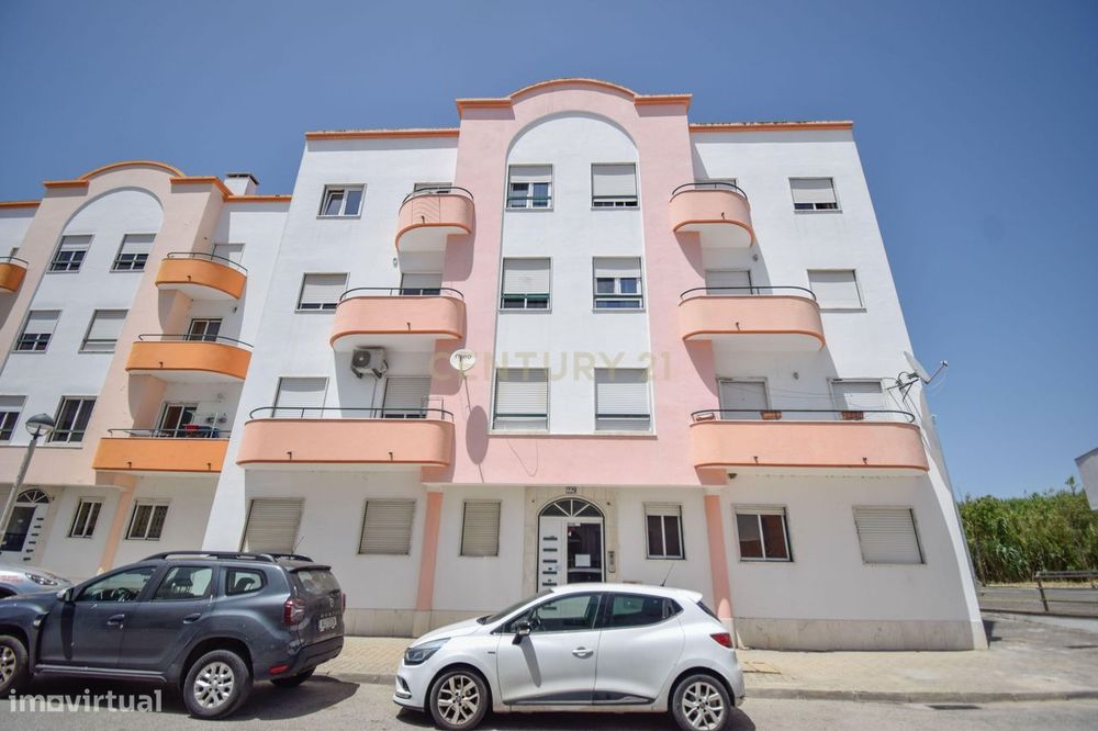 Spacious T3 Apartment in Samouco, Alcochete – A Unique Opportunity