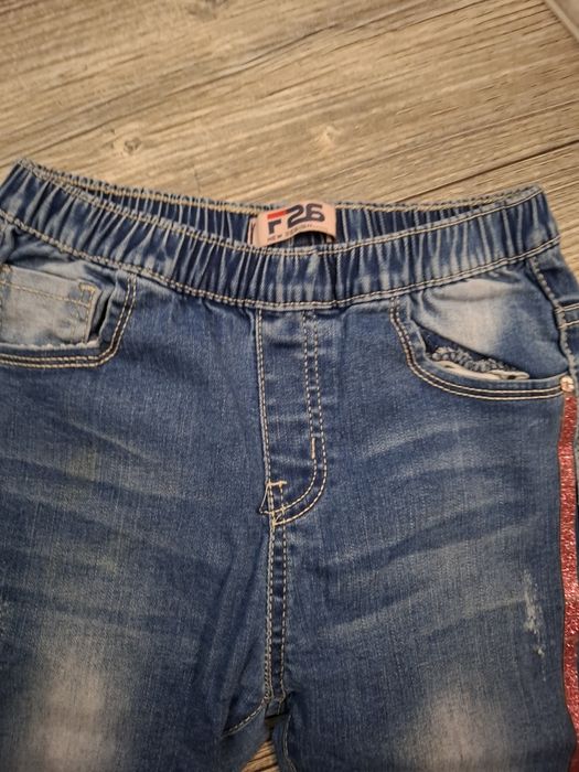 Spodnie dziewczęce jeansowe roz 146