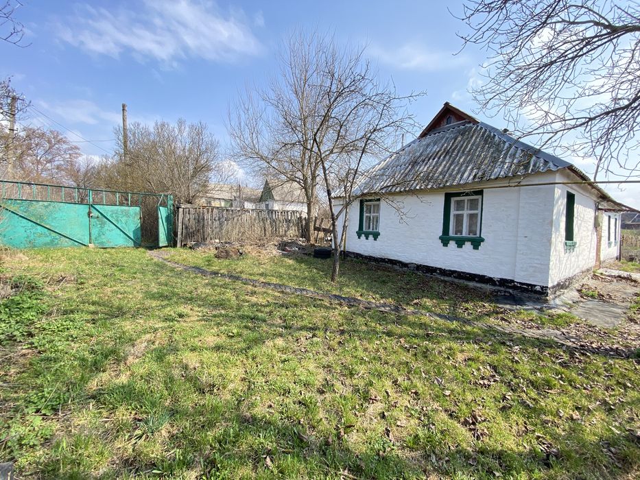 Продаж будинку с Фурси