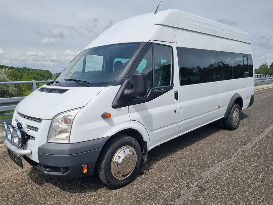 Ford Transit  Bus pasażerski Ford Transit 17 miejsc
