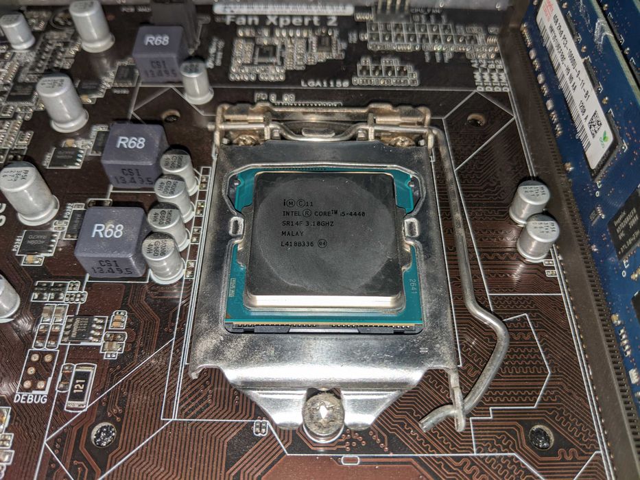 Комплект s1150 Asus B85M-E + i5-4440 + 16Gb DDR3 + кулер