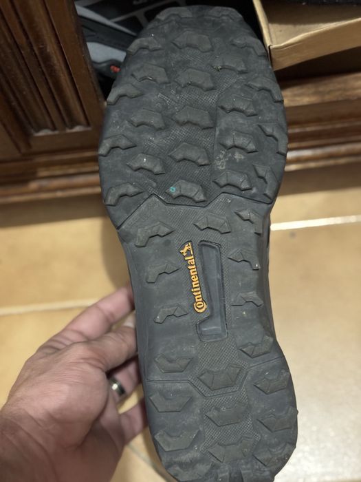 Adidas terrex AX4
