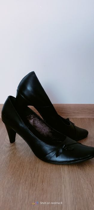 Szpilki Revex czarne r. 38