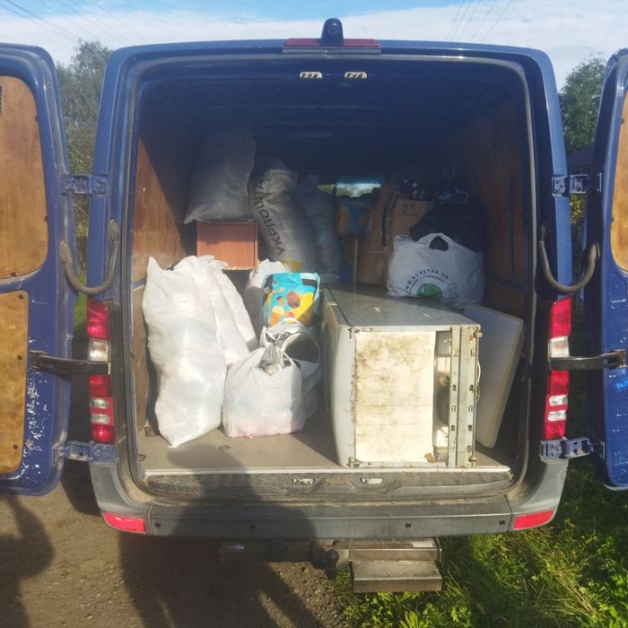 Надам послуги перевезення можливий продаж буса