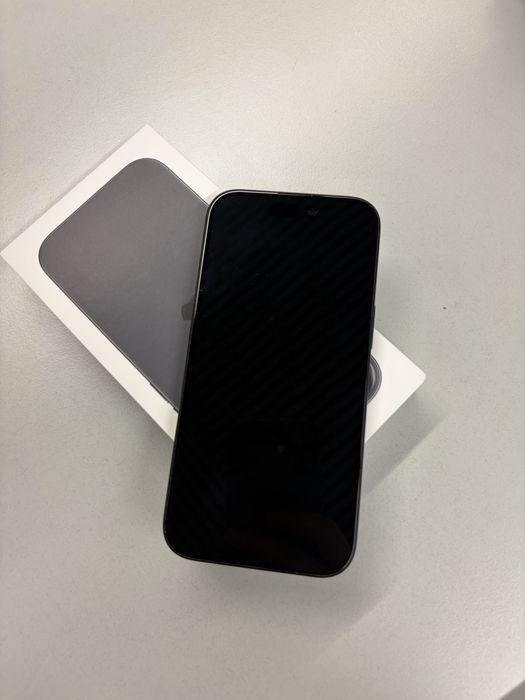 iPhone 15 Preto 256GB