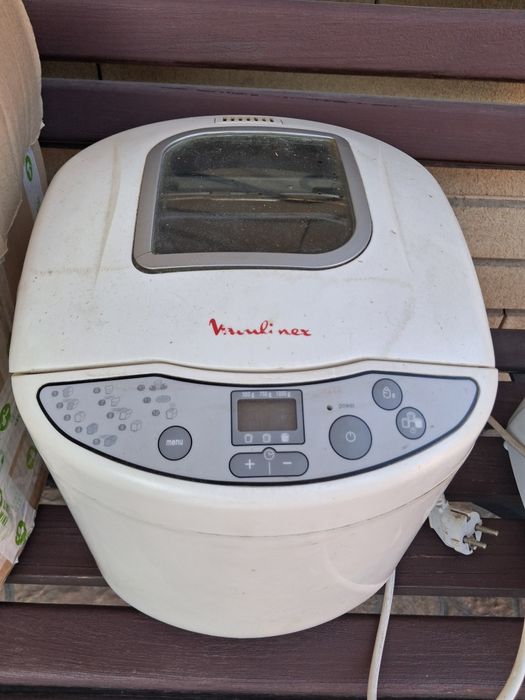 Хлібопічка moulinex