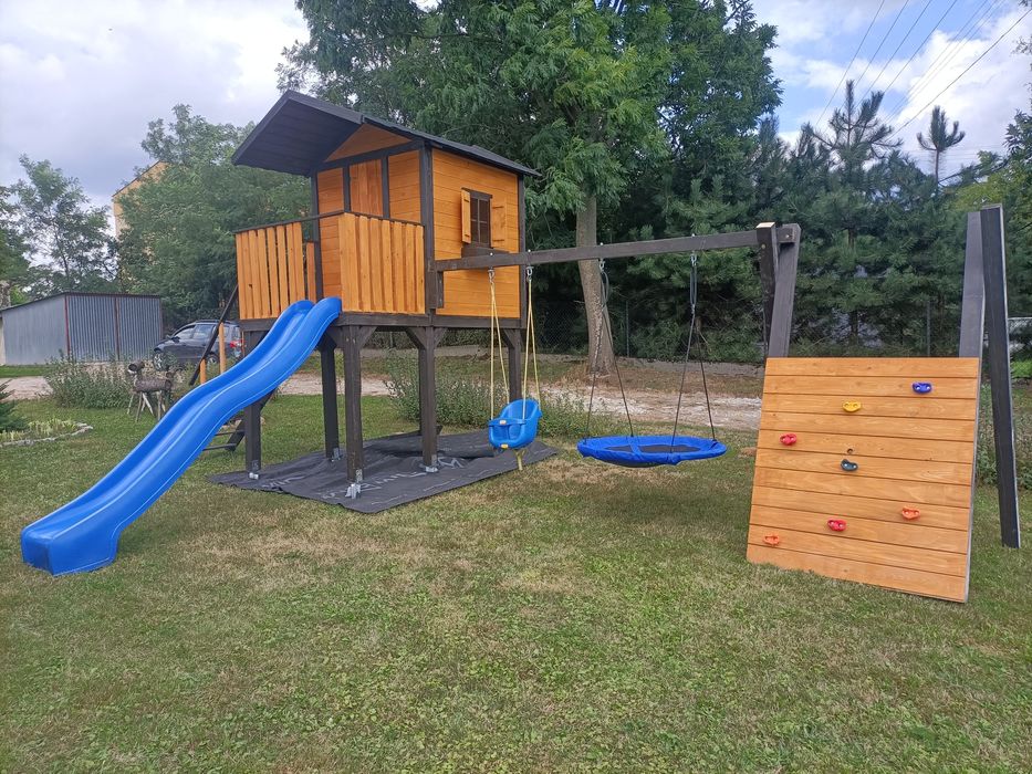 Plac Zabaw Domek.