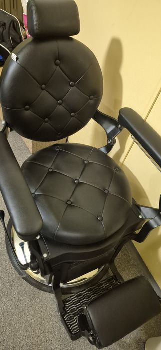 Fotel barberski retro REZERWQCJA