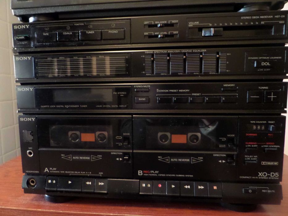Aparelhagem Sony XO-D5, com Radio, Leitor K7 e Giradiscos Sony PS-LX60