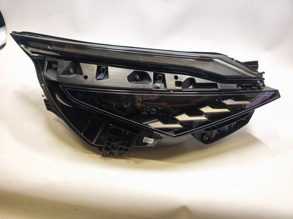 Lampa prawa przód przednia Nissan Qashqai J12 Full LED OE