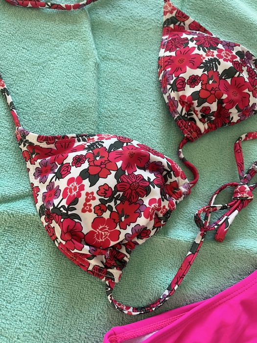 Biquini florido NOVO